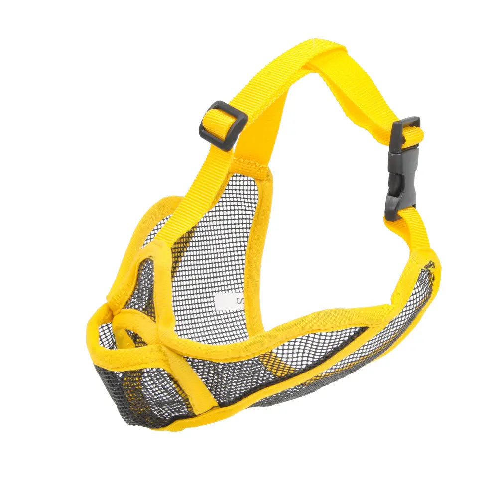 Dog Muzzle, Breathable Pitbull Muzzle, Adjustable Secure Fit, Prevents Biting & Accidental Eating, Perfect for French Bulldogs, American Bullies & Short-Snouted Breeds, Durable Mesh Dog Mouth Cover for Training, Walking & Grooming, Anti-Chew Dog Snout Gua